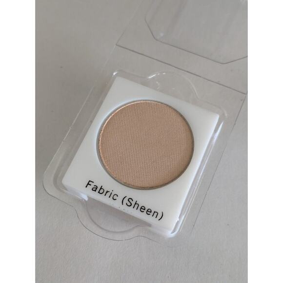 Lancome Other - Lancome Colour Design Fabric Sheen Eyeshadow New 7B215AV Rare Discontinued